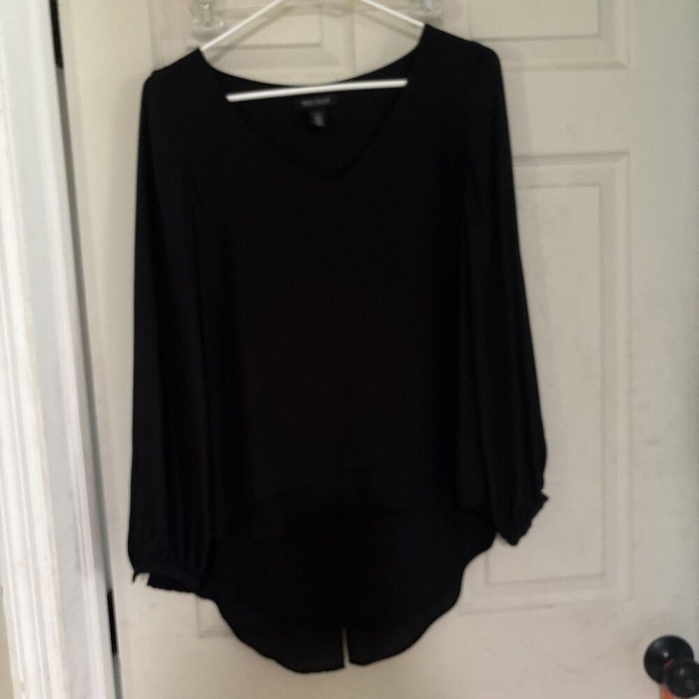 WHBM Black Size 0 Long Sleeve Split In Back